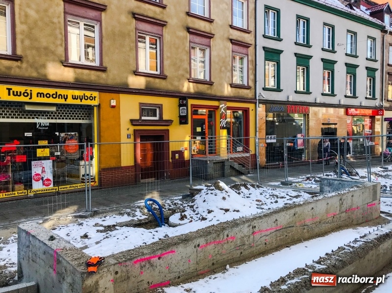 Zdjęcie w galerii na portalu naszraciborz.pl: Coraz bliżej końca przebudowy ulicy Długiej  wiadomości z regionu