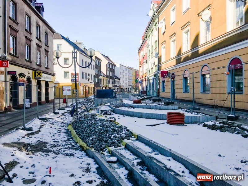Zdjęcie w galerii na portalu naszraciborz.pl: Coraz bliżej końca przebudowy ulicy Długiej  wiadomości z regionu