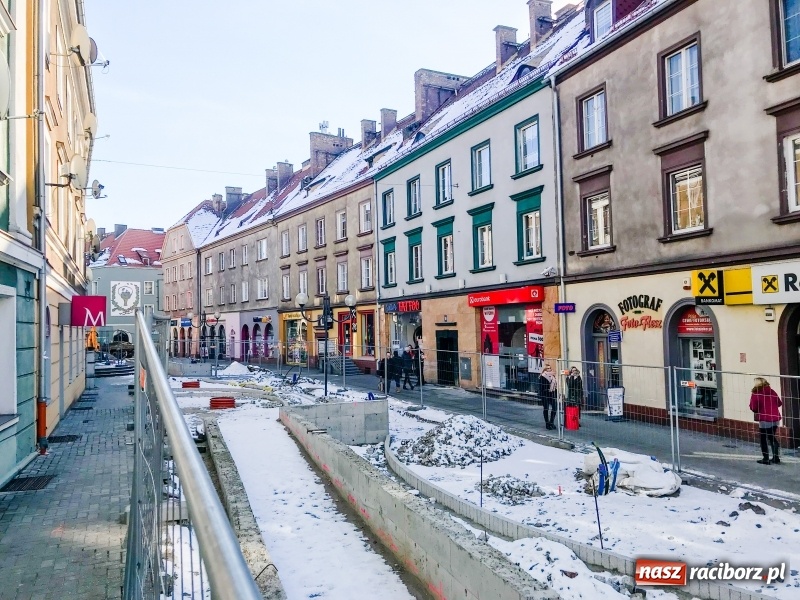Zdjęcie w galerii na portalu naszraciborz.pl: Coraz bliżej końca przebudowy ulicy Długiej  wiadomości z regionu