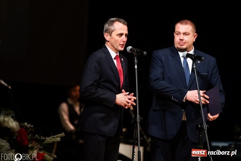 Zdjęcie w galerii na portalu naszraciborz.pl: Nagrody Starosty i Prezydenta dla sportowców, czyli XII Raciborska Gala Sportu w RCK wiadomości z regionu