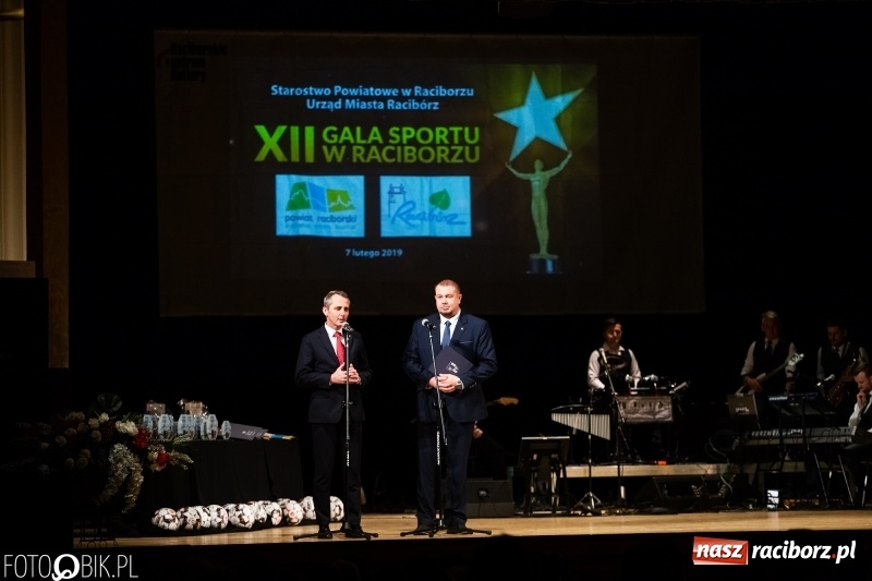 Zdjęcie w galerii na portalu naszraciborz.pl: Nagrody Starosty i Prezydenta dla sportowców, czyli XII Raciborska Gala Sportu w RCK wiadomości z regionu