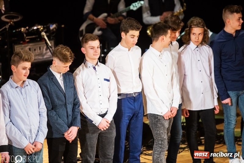 Zdjęcie w galerii na portalu naszraciborz.pl: Nagrody Starosty i Prezydenta dla sportowców, czyli XII Raciborska Gala Sportu w RCK wiadomości z regionu