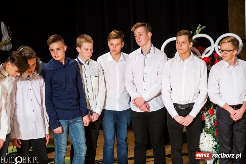 Zdjęcie w galerii na portalu naszraciborz.pl: Nagrody Starosty i Prezydenta dla sportowców, czyli XII Raciborska Gala Sportu w RCK wiadomości z regionu