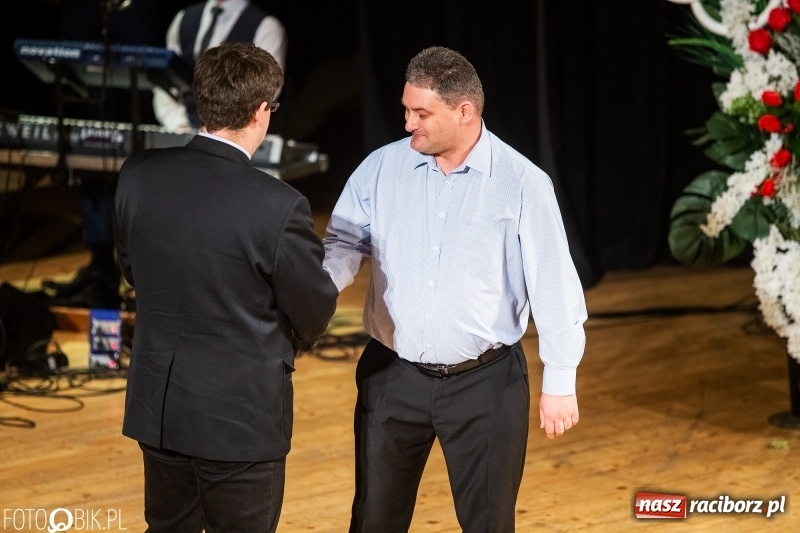 Zdjęcie w galerii na portalu naszraciborz.pl: Nagrody Starosty i Prezydenta dla sportowców, czyli XII Raciborska Gala Sportu w RCK wiadomości z regionu