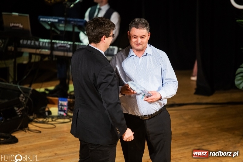 Zdjęcie w galerii na portalu naszraciborz.pl: Nagrody Starosty i Prezydenta dla sportowców, czyli XII Raciborska Gala Sportu w RCK wiadomości z regionu