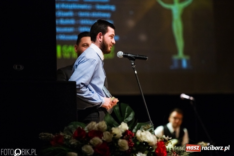 Zdjęcie w galerii na portalu naszraciborz.pl: Nagrody Starosty i Prezydenta dla sportowców, czyli XII Raciborska Gala Sportu w RCK wiadomości z regionu