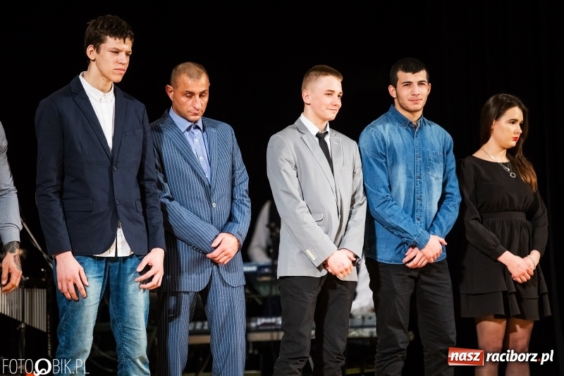 Zdjęcie w galerii na portalu naszraciborz.pl: Nagrody Starosty i Prezydenta dla sportowców, czyli XII Raciborska Gala Sportu w RCK wiadomości z regionu