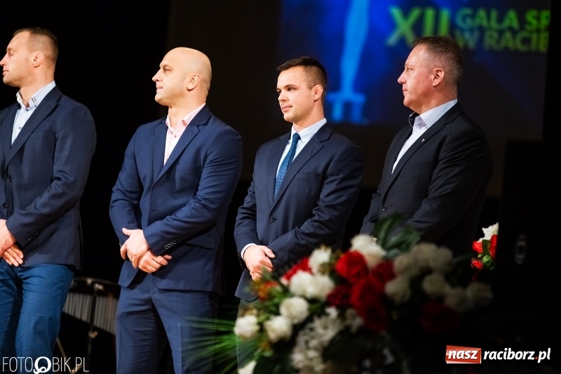 Zdjęcie w galerii na portalu naszraciborz.pl: Nagrody Starosty i Prezydenta dla sportowców, czyli XII Raciborska Gala Sportu w RCK wiadomości z regionu