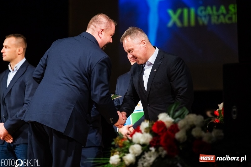 Zdjęcie w galerii na portalu naszraciborz.pl: Nagrody Starosty i Prezydenta dla sportowców, czyli XII Raciborska Gala Sportu w RCK wiadomości z regionu