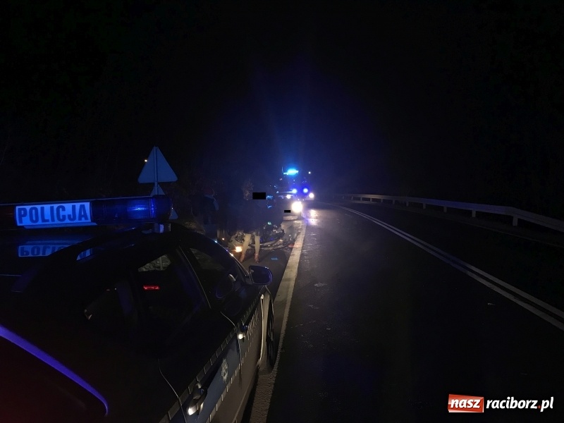 Zdjęcie w galerii na portalu naszraciborz.pl: W tym miejscu dojdzie do tragedii. Kolejne dachowanie!  wiadomości z regionu