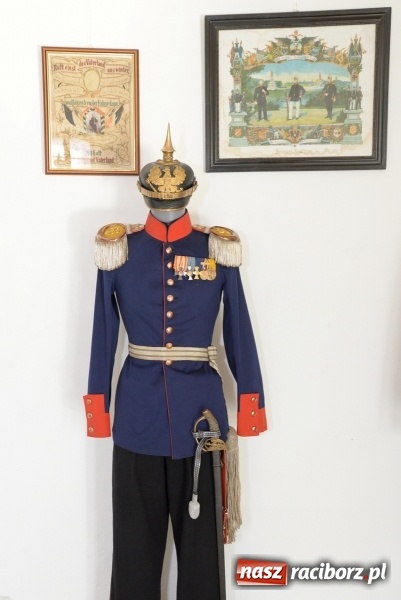 Zdjęcie w galerii na portalu naszraciborz.pl: Umundurowanie i pamiątki śląskich regimentów. Nowa wystawa czasowa w raciborskim Muzeum wiadomości z regionu