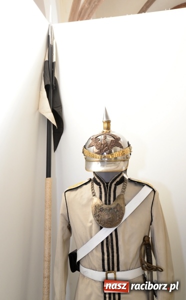 Zdjęcie w galerii na portalu naszraciborz.pl: Umundurowanie i pamiątki śląskich regimentów. Nowa wystawa czasowa w raciborskim Muzeum wiadomości z regionu
