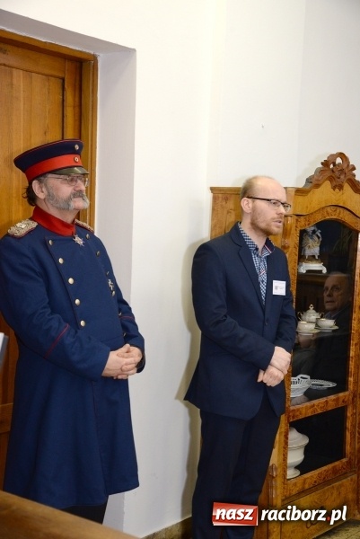 Zdjęcie w galerii na portalu naszraciborz.pl: Umundurowanie i pamiątki śląskich regimentów. Nowa wystawa czasowa w raciborskim Muzeum wiadomości z regionu