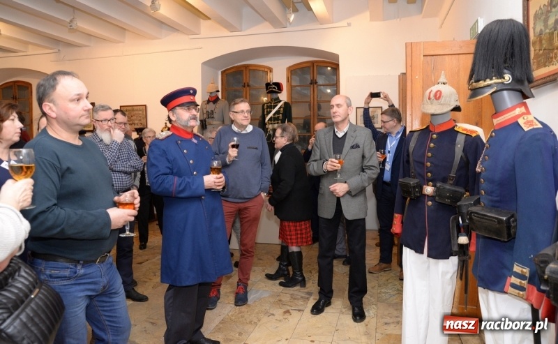 Zdjęcie w galerii na portalu naszraciborz.pl: Umundurowanie i pamiątki śląskich regimentów. Nowa wystawa czasowa w raciborskim Muzeum wiadomości z regionu