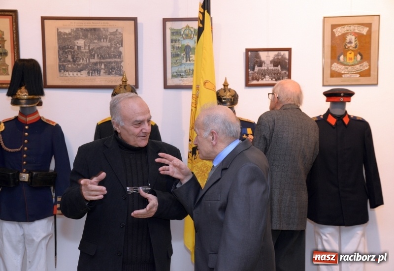 Zdjęcie w galerii na portalu naszraciborz.pl: Umundurowanie i pamiątki śląskich regimentów. Nowa wystawa czasowa w raciborskim Muzeum wiadomości z regionu