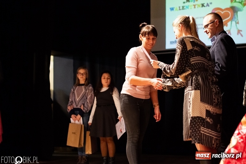 Zdjęcie w galerii na portalu naszraciborz.pl: Rozstrzygnięcie Powiatowego Konkursu Plastycznego Moja Walentynka wiadomości z regionu