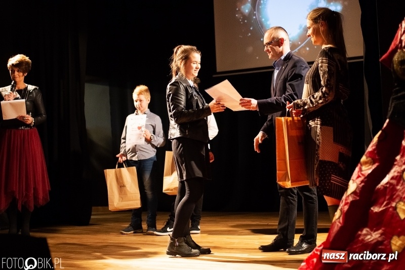 Zdjęcie w galerii na portalu naszraciborz.pl: Rozstrzygnięcie Powiatowego Konkursu Plastycznego Moja Walentynka wiadomości z regionu