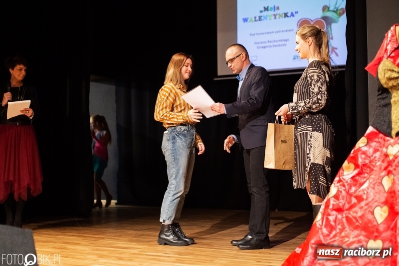 Zdjęcie w galerii na portalu naszraciborz.pl: Rozstrzygnięcie Powiatowego Konkursu Plastycznego Moja Walentynka wiadomości z regionu