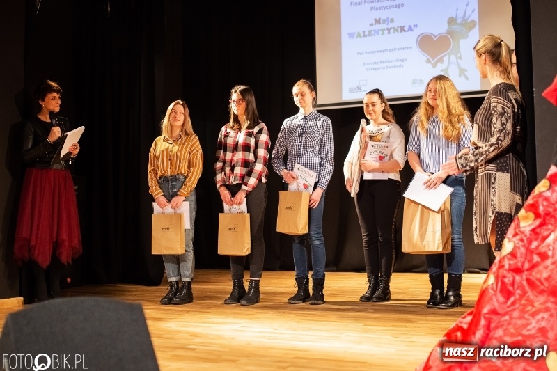 Zdjęcie w galerii na portalu naszraciborz.pl: Rozstrzygnięcie Powiatowego Konkursu Plastycznego Moja Walentynka wiadomości z regionu
