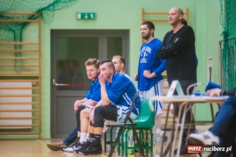 Zdjęcie w galerii na portalu naszraciborz.pl: 32 punkty Sidora do raciborskiego z koszami wora wiadomości z regionu