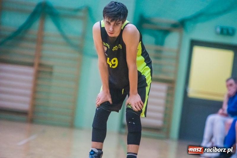 Zdjęcie w galerii na portalu naszraciborz.pl: 32 punkty Sidora do raciborskiego z koszami wora wiadomości z regionu