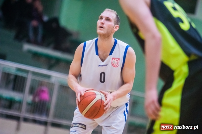 Zdjęcie w galerii na portalu naszraciborz.pl: 32 punkty Sidora do raciborskiego z koszami wora wiadomości z regionu