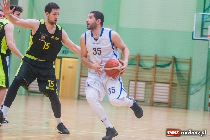 Zdjęcie w galerii na portalu naszraciborz.pl: 32 punkty Sidora do raciborskiego z koszami wora wiadomości z regionu