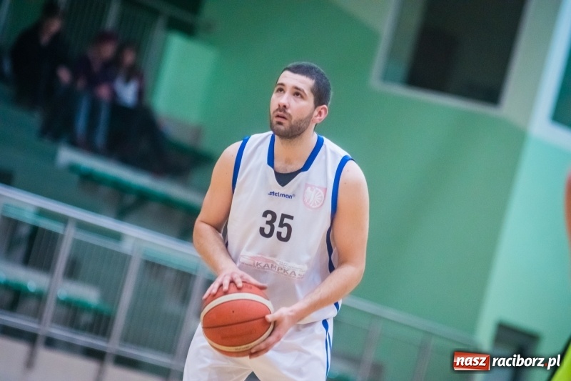 Zdjęcie w galerii na portalu naszraciborz.pl: 32 punkty Sidora do raciborskiego z koszami wora wiadomości z regionu