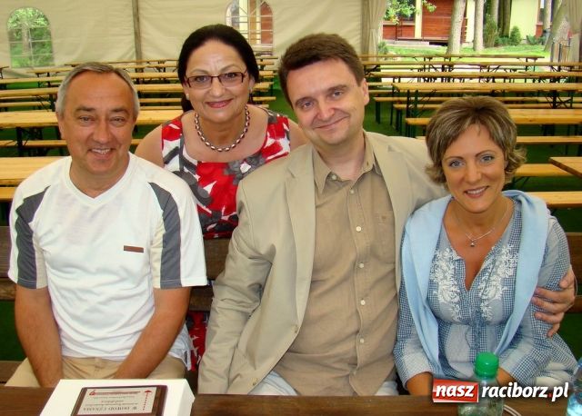 Zdjęcie w galerii na portalu naszraciborz.pl: Krwiodawcy bawili się w Szymocicach wiadomości z regionu