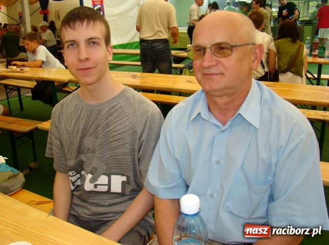 Zdjęcie w galerii na portalu naszraciborz.pl: Krwiodawcy bawili się w Szymocicach wiadomości z regionu