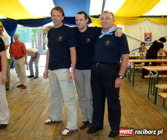 Zdjęcie w galerii na portalu naszraciborz.pl: Krwiodawcy bawili się w Szymocicach wiadomości z regionu