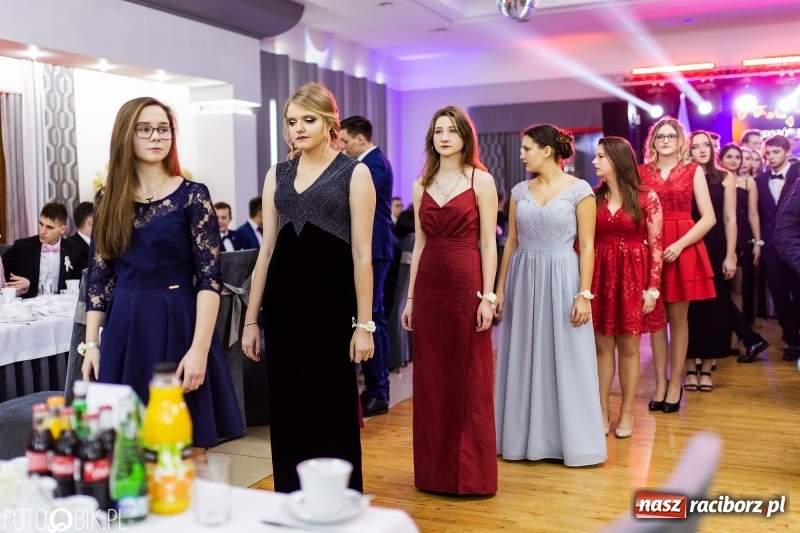 Zdjęcie w galerii na portalu naszraciborz.pl: Mechanik kończy tegoroczne studniówki  wiadomości z regionu