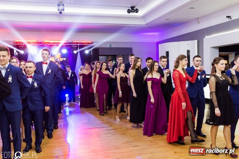 Zdjęcie w galerii na portalu naszraciborz.pl: Mechanik kończy tegoroczne studniówki  wiadomości z regionu