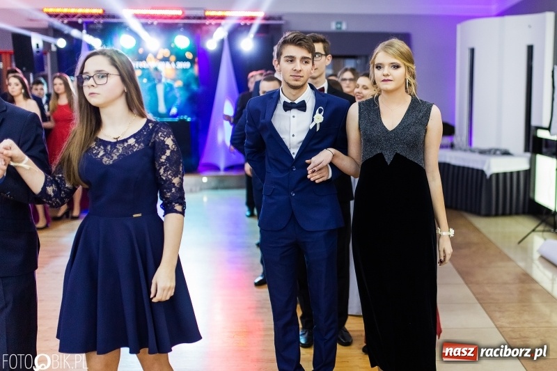 Zdjęcie w galerii na portalu naszraciborz.pl: Mechanik kończy tegoroczne studniówki  wiadomości z regionu