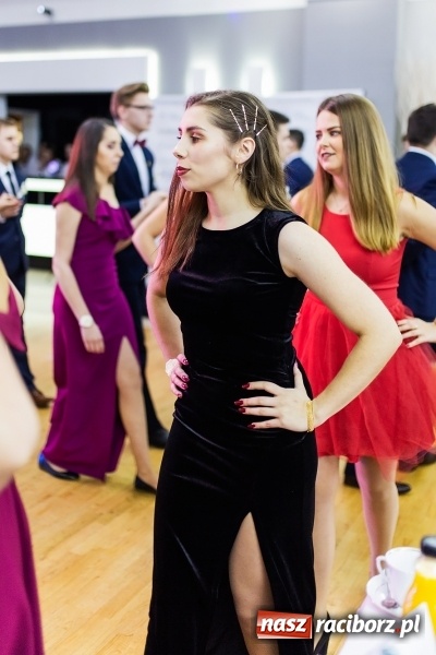 Zdjęcie w galerii na portalu naszraciborz.pl: Mechanik kończy tegoroczne studniówki  wiadomości z regionu