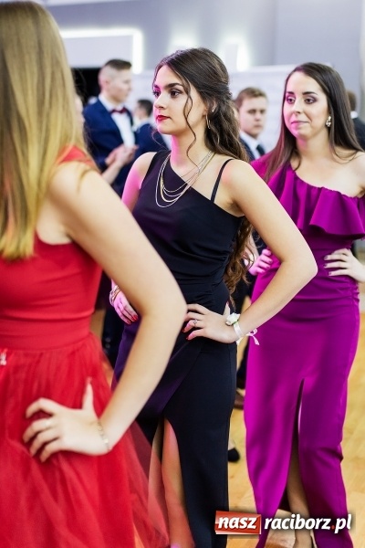 Zdjęcie w galerii na portalu naszraciborz.pl: Mechanik kończy tegoroczne studniówki  wiadomości z regionu