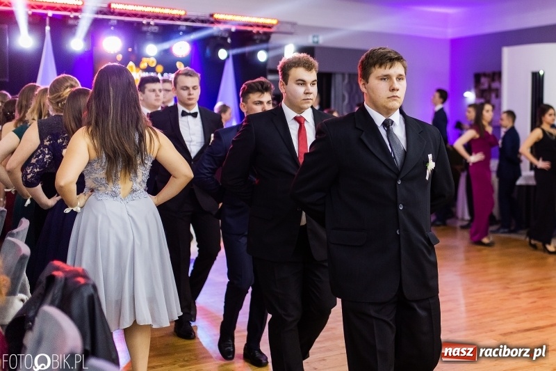 Zdjęcie w galerii na portalu naszraciborz.pl: Mechanik kończy tegoroczne studniówki  wiadomości z regionu