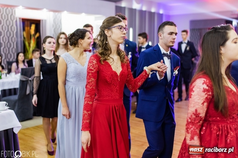 Zdjęcie w galerii na portalu naszraciborz.pl: Mechanik kończy tegoroczne studniówki  wiadomości z regionu