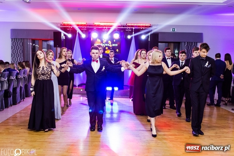 Zdjęcie w galerii na portalu naszraciborz.pl: Mechanik kończy tegoroczne studniówki  wiadomości z regionu