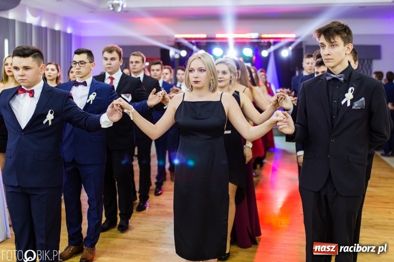 Zdjęcie w galerii na portalu naszraciborz.pl: Mechanik kończy tegoroczne studniówki  wiadomości z regionu