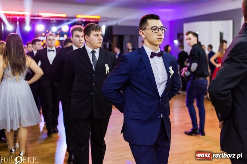 Zdjęcie w galerii na portalu naszraciborz.pl: Mechanik kończy tegoroczne studniówki  wiadomości z regionu