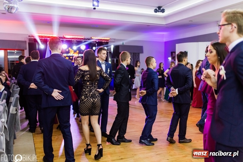 Zdjęcie w galerii na portalu naszraciborz.pl: Mechanik kończy tegoroczne studniówki  wiadomości z regionu