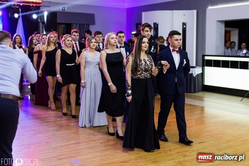 Zdjęcie w galerii na portalu naszraciborz.pl: Mechanik kończy tegoroczne studniówki  wiadomości z regionu