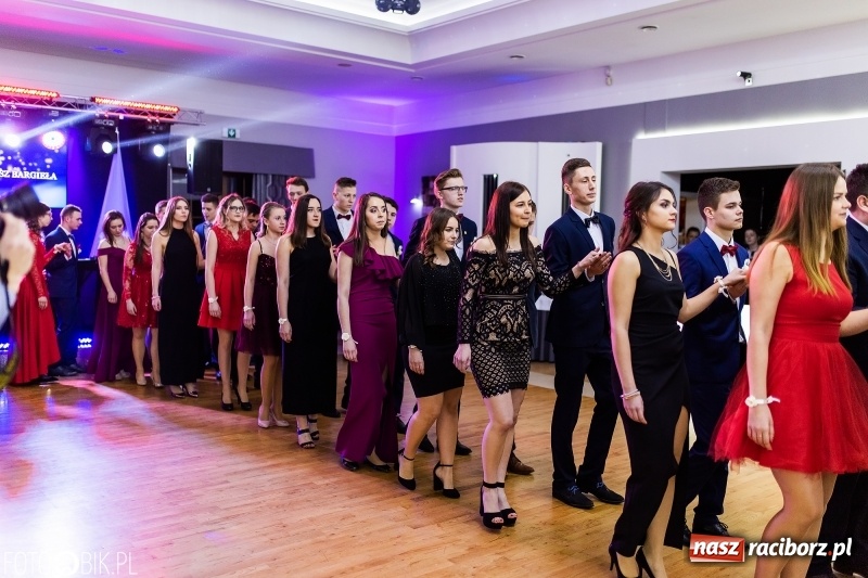 Zdjęcie w galerii na portalu naszraciborz.pl: Mechanik kończy tegoroczne studniówki  wiadomości z regionu