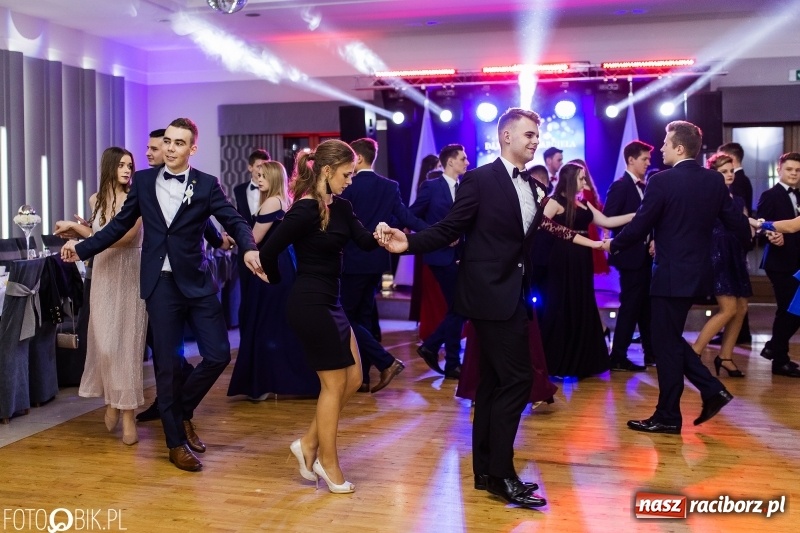 Zdjęcie w galerii na portalu naszraciborz.pl: Mechanik kończy tegoroczne studniówki  wiadomości z regionu