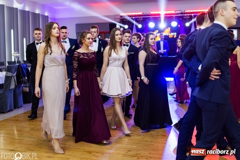 Zdjęcie w galerii na portalu naszraciborz.pl: Mechanik kończy tegoroczne studniówki  wiadomości z regionu