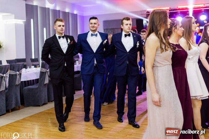 Zdjęcie w galerii na portalu naszraciborz.pl: Mechanik kończy tegoroczne studniówki  wiadomości z regionu