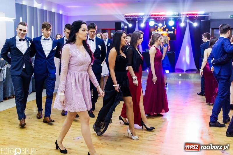 Zdjęcie w galerii na portalu naszraciborz.pl: Mechanik kończy tegoroczne studniówki  wiadomości z regionu