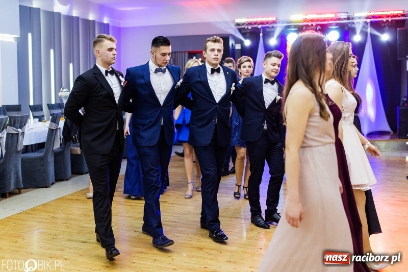 Zdjęcie w galerii na portalu naszraciborz.pl: Mechanik kończy tegoroczne studniówki  wiadomości z regionu