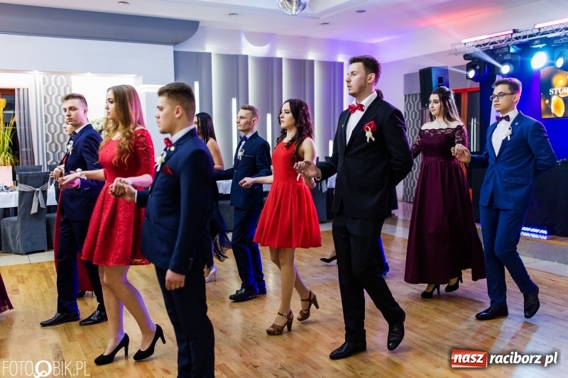 Zdjęcie w galerii na portalu naszraciborz.pl: Mechanik kończy tegoroczne studniówki  wiadomości z regionu